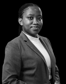 Vuyelwa Mveme <small>Bcom (AccSci) Post Graduate Diploma in Accounting</small> <p>CA Trainee</p>